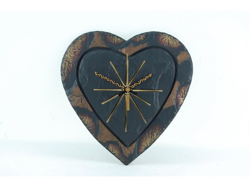 heart shaped slate clock with coloured borde