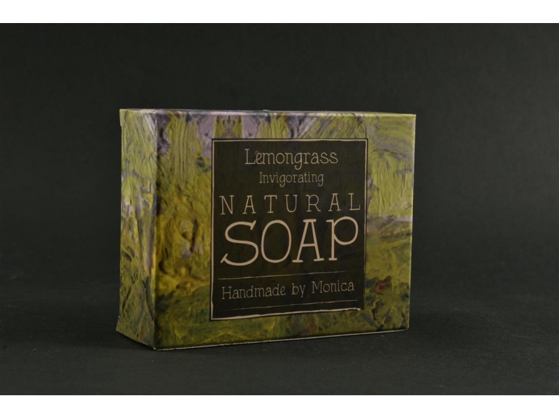 natural-handamde-soap-with-lemongrass