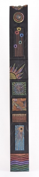 Totem with flowers on slate