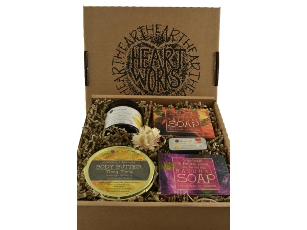 "King Oak" Gift Set Natural Soap, Body Butter, Face Cream and Lip Balm
