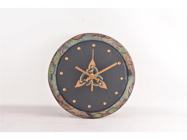 heartworks-new-border-clock-with-celtic-motif