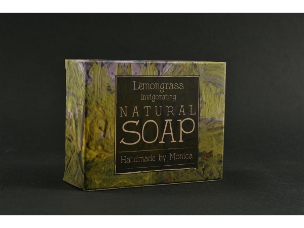 natural-handamde-soap-with-lemongrass-4